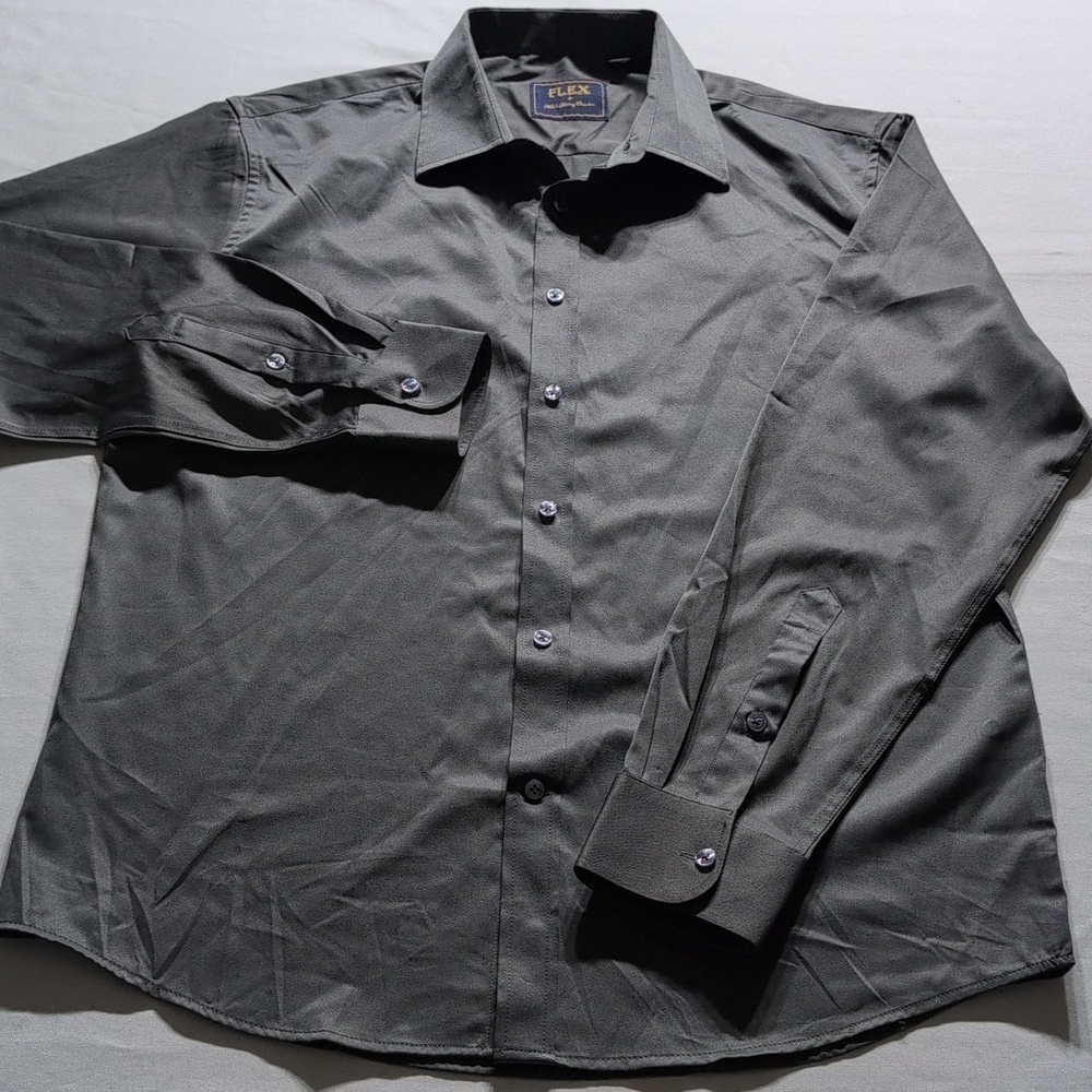 Flex Men's Luxury Collection Long Sleeve Button Up Shirt Gray Soft Fabric Size M